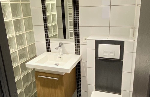 Saint-Pierre - Rene II - Bonsecours Apartment | Studio Moderne de 28m2 au Coeur de Nancy