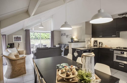 Daumazan-sur-Arize House | Villa de luxe on estate with 2 swimming pools