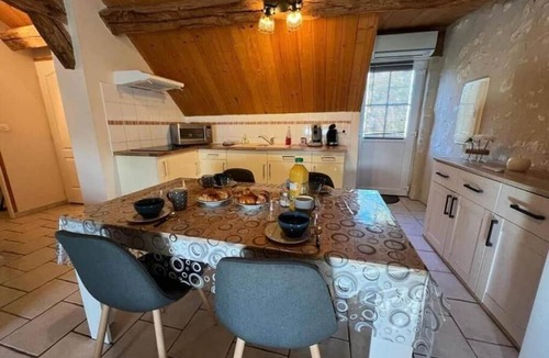 Mareuil-sur-Cher Apartment | COSY ACCOMMODATION~CLIMATE CONTROL~ZOO DE BEAUVAL