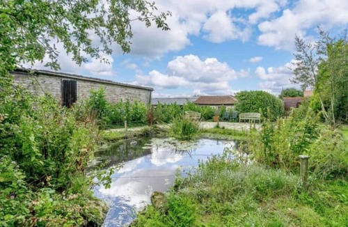 Newton-on-Rawcliffe Apartment | Modern cottage w pool in North Yorkshire