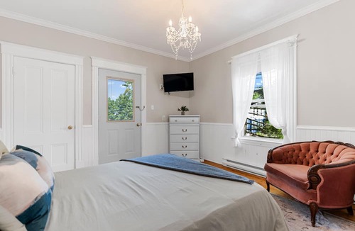 Moncton Apartment | Studio 6 ~ 1 BDRM w/ Private Bath & Balcony