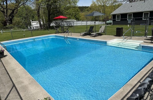 Millrift Cottage | Romantic Cottage for Two in the Pocono's