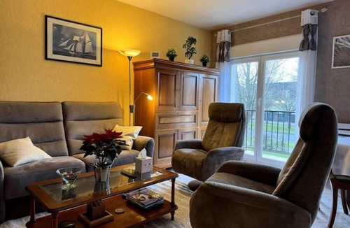 Maurepas House | Maison de Ville Avec Extérieur