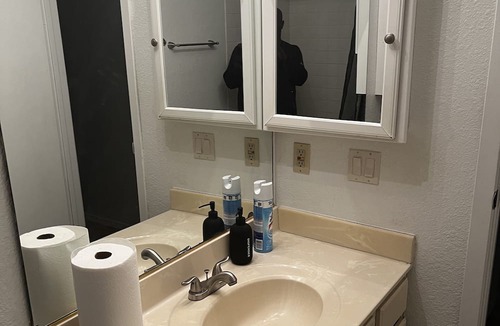 Canyon Gate Condo | Vegas Away