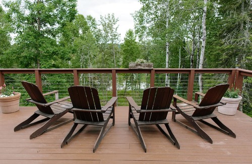 South Range Hostel | Rustic Woodland Lodge