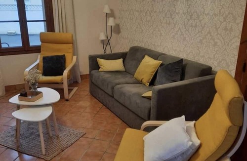 Miannay House | Gitemirebellevue