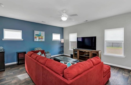 Lexington House | Lexington Charm | 3BR 2BA