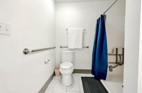 Downtown Springfield Apartment | Sleepover: Ideal 1BD/1BA - Downtown Springfield