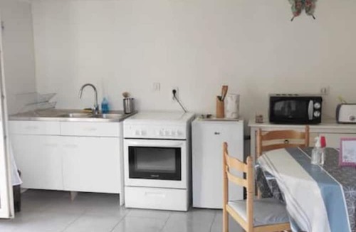 Miplaine Apartment | 2 Pièces Avec Jardinet Proche Eurexpo et Stade