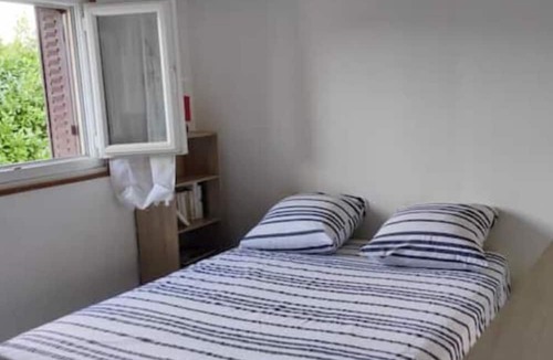 Miplaine Apartment | 2 Pièces Avec Jardinet Proche Eurexpo et Stade