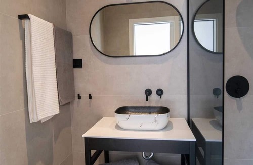 Gruz Villa | Villa Carmelita Exclusive with free Smart Car