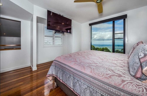 Mount Tamborine House | Coastline Alpine Villa