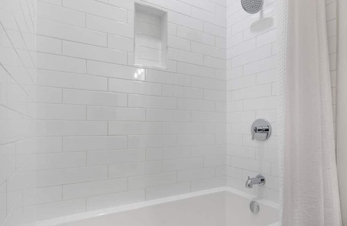 Austin Apartment | Modern Apartment in Prime Location (ID1403X644)