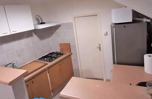 Rochegude House | Maison de Village 3 Chambres Avec Jardin Privatif et Stationnement