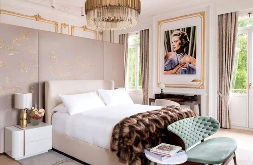 Downtown Geneva Hotel | Grace Kelly Suite