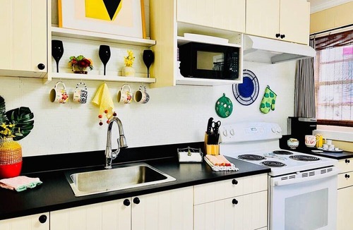 Forest Hills Apartment | Rare Masters Dates Available! UrPlace Zen Oasis