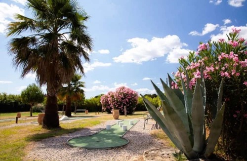 Castelnau-de-Guers House | Mobilhome 4 étoiles - Piscine - eechea