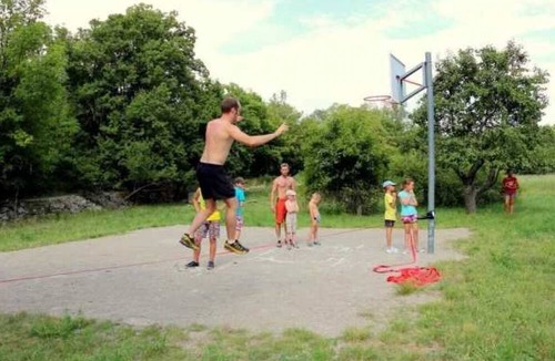 Orpierre House | Camping 4 étoiles - Piscine - eeeaec