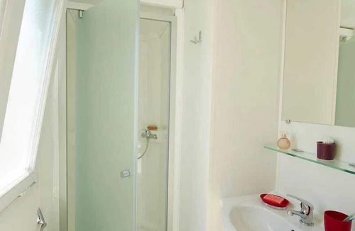 Autun House | Camping 3 étoiles - eeiigi