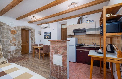 Buici Apartment | Holiday apartment with terrace