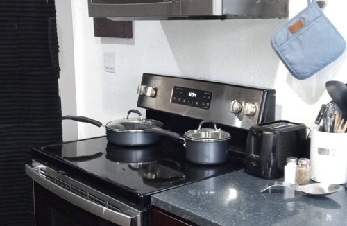 Silverdale Apartment | Charming Waterfront Apartment: Your Home Awaits