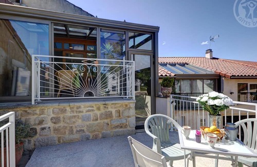 Chambles Cottage | Gite Chambles, 2 bedrooms, 6 persons