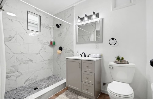 South of Market Apartment | "Cozy & Complete 2b/1b apt;Near SoMa"