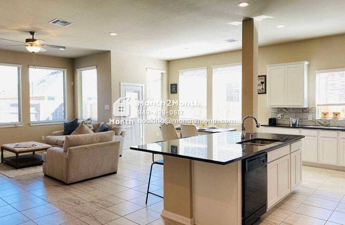 Rosenberg House | Prime Haven on Fountain Drive #41715