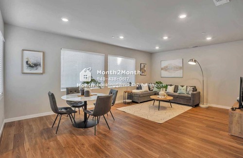 Sacramento House | Serene Retreat Residences on Pagoda Lane #41982