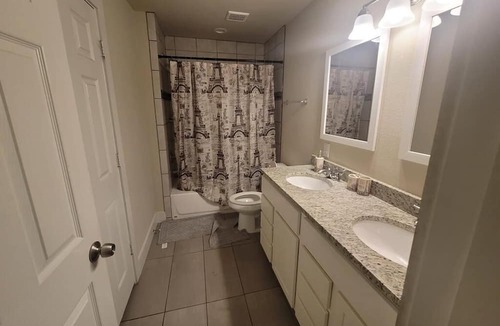 Fort Worth House | Home away from Home