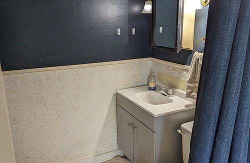 Robinson House | 3 Bedroom Home Steps from the Square