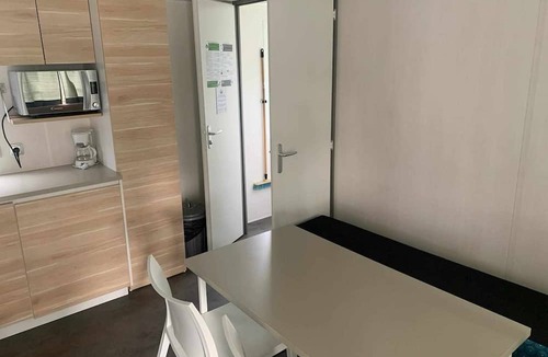 Chateauneuf-de-Galaure House | Location Mobil Home Camping