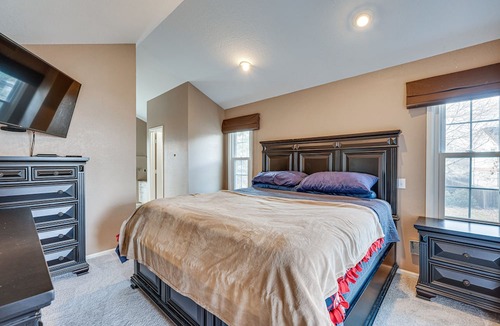 Arvada House | Arvada Home w/ Patio & Fire Pit ~ 16 Mi to Denver!