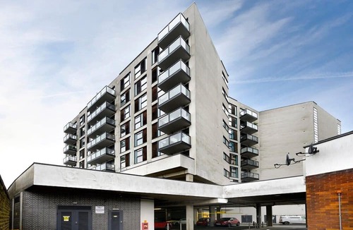 Southbury Apartment | Cozy and modern 1BR flat in Enfield