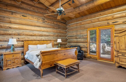 Greer House | The River Serenity Cabin