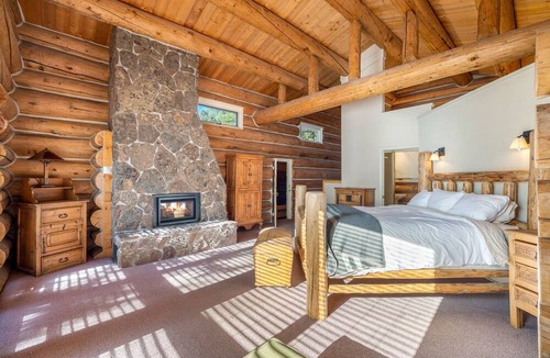 Greer House | The River Serenity Cabin