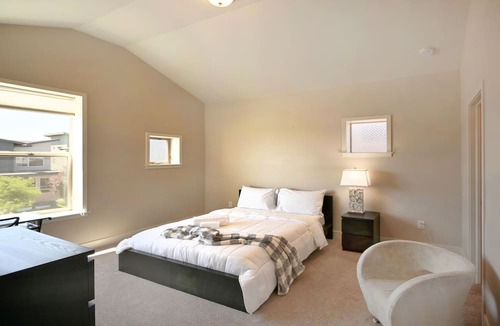 Northfield House | STAPLETON LUXURY RENTAL HOUSE
