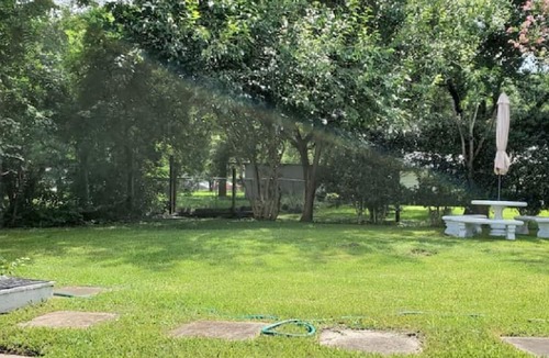 Brookhollow Apartment | Studio Apartment Close to Galleria
