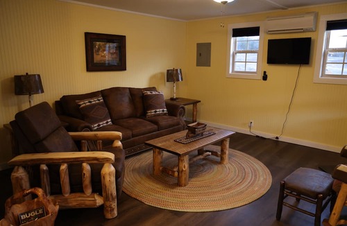 Jenkins Cabin | South Camp