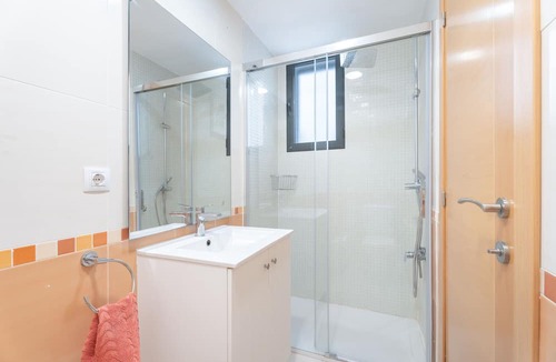El Grau de Moncofa Apartment | Apartment "Acogedor a 100 m Playa" with Private Terrace & Wi-Fi
