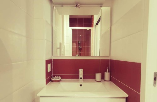 Grand Trou - Saint Jean De Dieu Apartment | Bright, spacious T2, Lyon