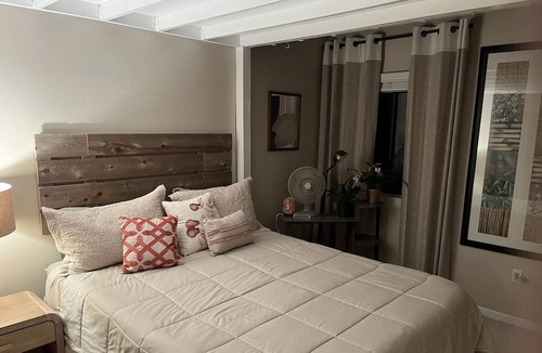 Hanahan House | Beautiful Townhome with 2 Master Suites