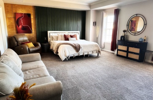 Gracewood House | NEW l Unique l Modern l Cozy