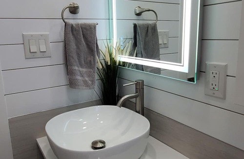Edgewood House | 2BR Gem in Fort Lauderdale
