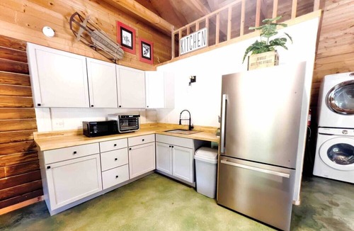 Checotah Apartment | Guest Suite with Hot Tub