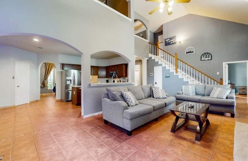 Memorial Parkway House | The Oak House