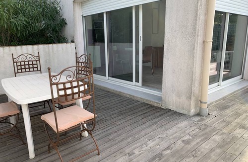 Grabels Apartment | Grand Studio Indépendant de 33 m2 Pour 1 ou 2 Personnes Dans Villa en R.d.ch