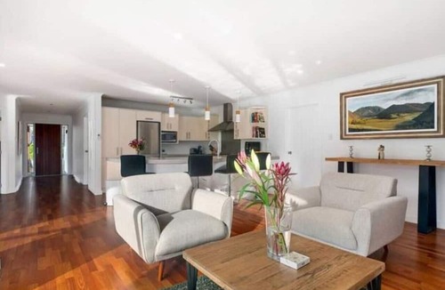 Arthur's Point House | At home on Atley, Arthurs Point