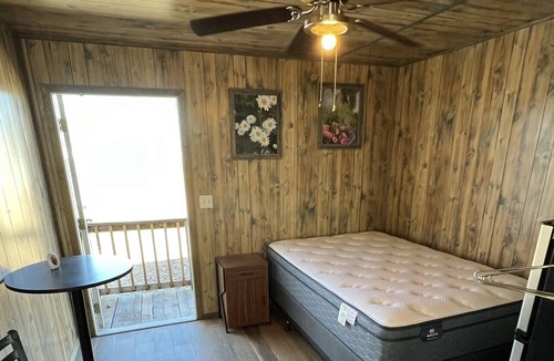 Crane Apartment | Crane, TX Efficiency Rental