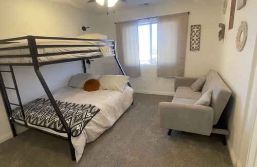 Lander House | Lander Oasis